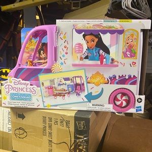 Disney Princess Comfy Squad Treat Truck
